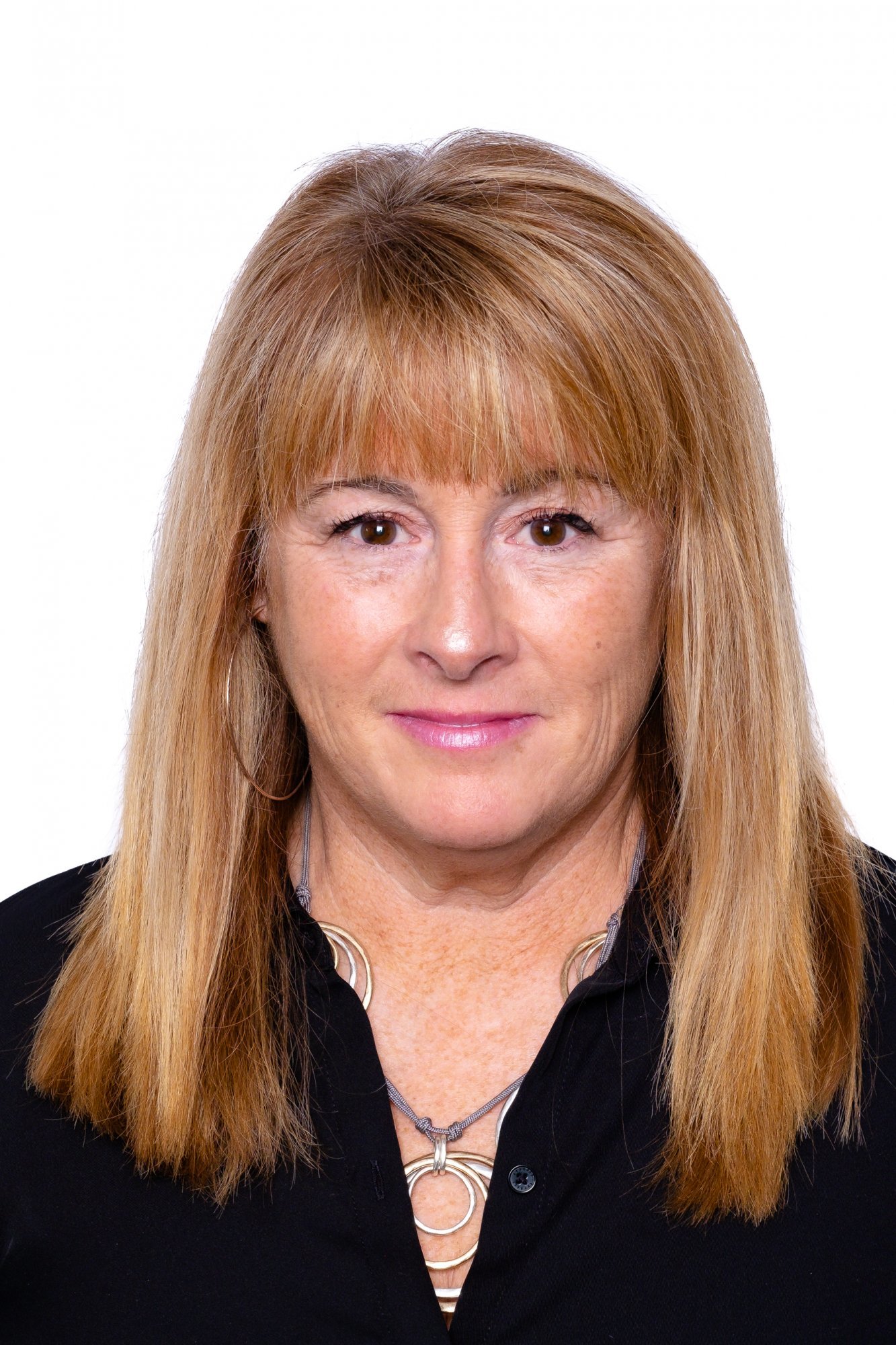 Jane Calvert TAREG of RE/MAX Advantage